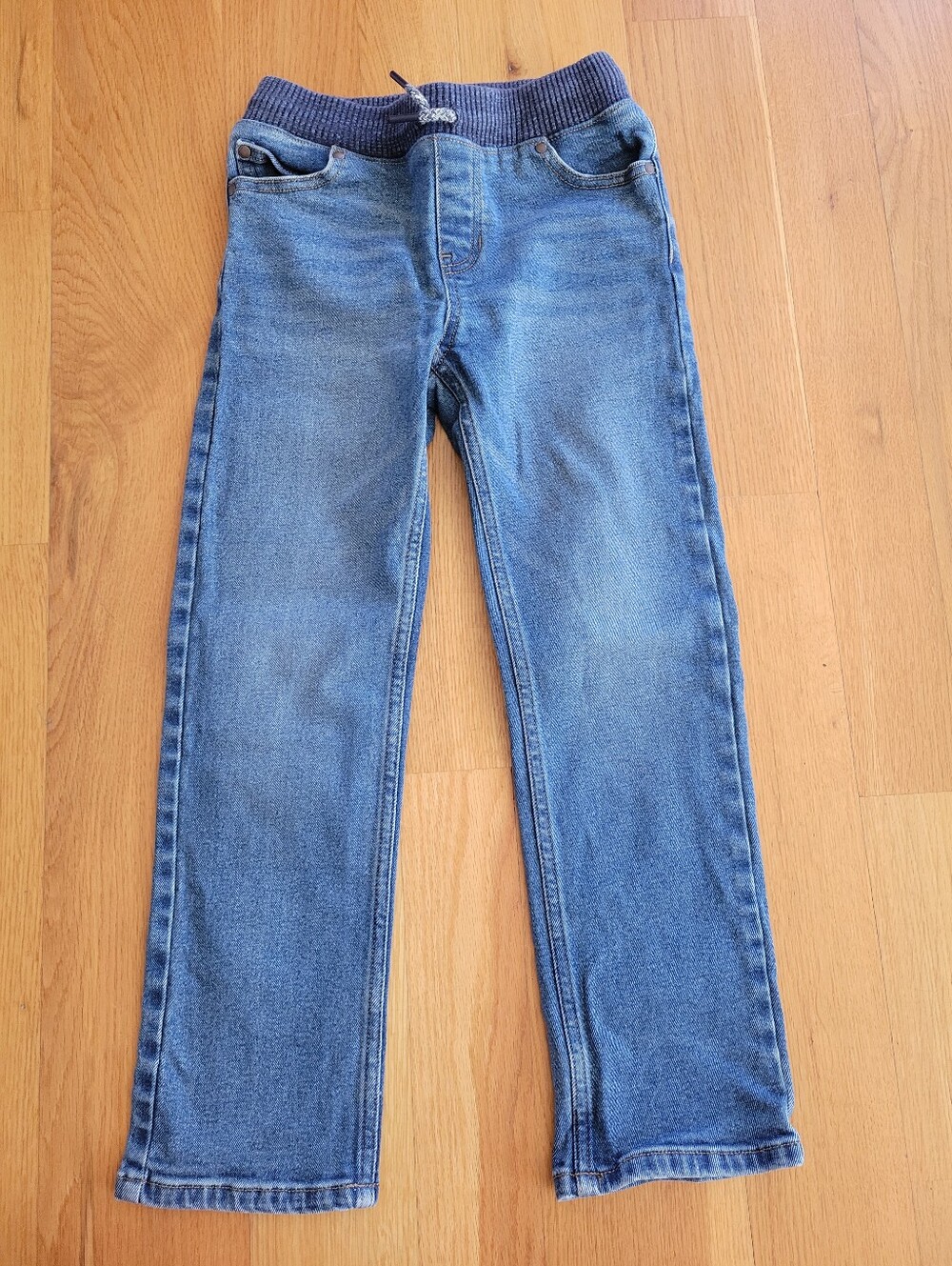 Boys small 6-7 Jeans with elastic waist